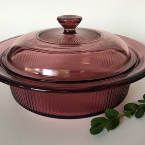 Vintage Visions Corning Cranberry Casserole: 1 L Ribbed Glass with Pyrex Lid
