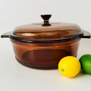 Anchor Hocking Fire-King 1436 round casserole  1 L bakeware with Pyrex lid USA made