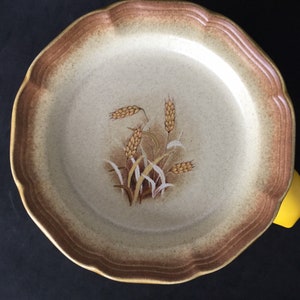 Mikasa Vollkorn Granola 8 Essteller E 8001 Geschirr, hergestellt in Japan
