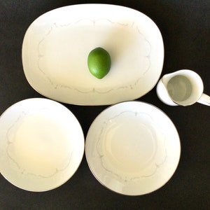 Noritake Whitebrook 6441 Dinnerware China 4 Serving pieces, made in Japan