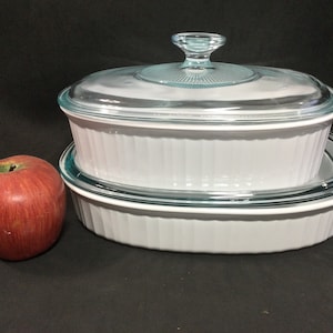 Corning Ware 2 French White oval casseroles, F-6- B 1.8 Liter, and F-12-B, 1.8 liter with Pyrex lids