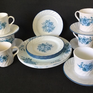 Corningware Blue Velvet Dinnerware 4 salad plates, USA made