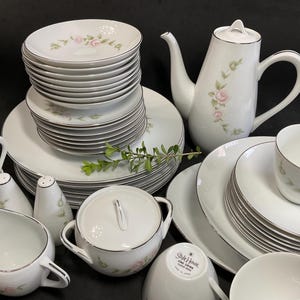 Style  House Fine China collection Tudor Rose,  made in Japan
