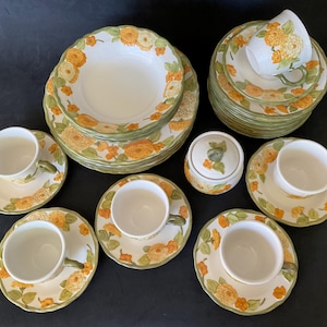 Metlox Sculptured Zinnia Poppy Trail Dinnerware collection, made in California, USA, sold per piece or in sets
