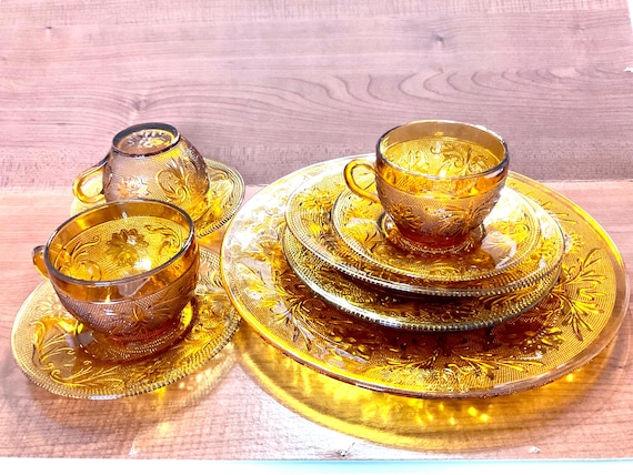 Indiana Glass Amber Tiara Sandwich Pattern Glassware Collection, 9