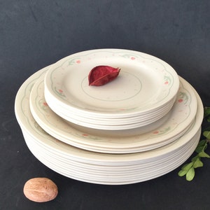 Corelle Calico Rose Pattern dinnerware collection, USA made by Corning, 21 pieces