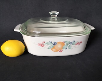 Corning Ware Beige Abundance  square casseroles with Pyrex lid