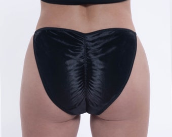 Culotte de bikini en satin hi-cut froncée | Scrunch-Butt | Noir