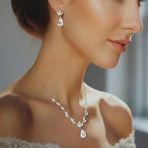 ZILVEREN kleine druppelketting, oorbel, armbandset. Roségouden sieradenset voor bruidsmeisjes. Gouden bruidssieradenset. -3 kleuren