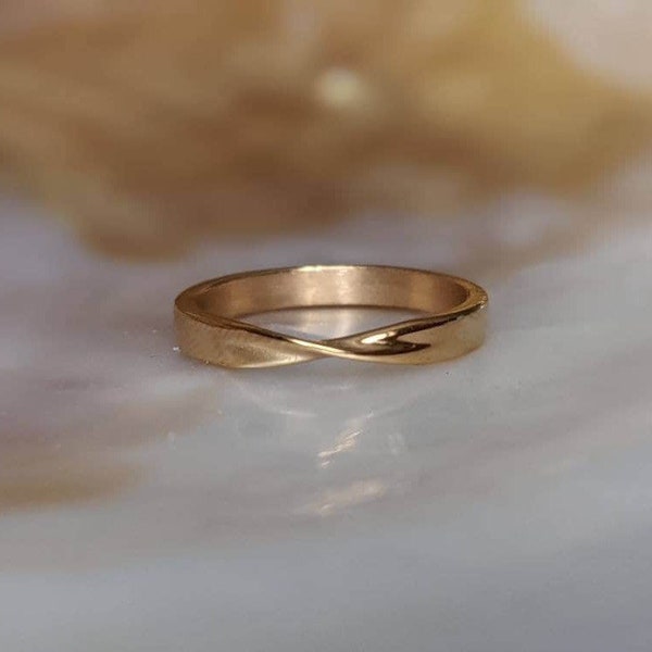 Dainty 14kt Gold Plated Mobius Ring
