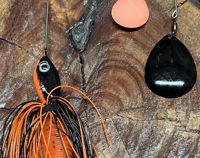 2oz - Mega-Dino - Spinnerbait with soft plastic minnow - section 1