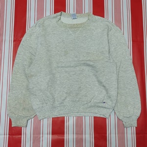 Vintage Russell Athletic plain Sweatshirt Pullover Jumpers // refer measurement //