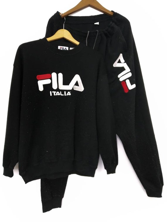 fila sweatshirt and sweatpants