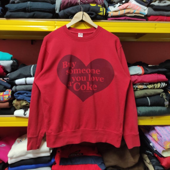 Uniqlo coca outlet cola sweater