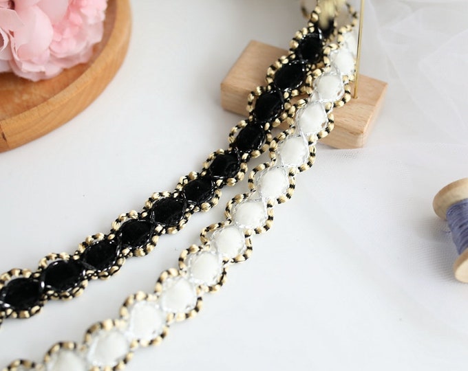 Black & White Lace Trim, Costume Design Sewing Embellishment, Sold by 1 Yard