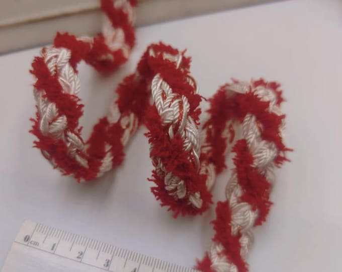 Decorative Lace Trim, Costume Embellishment, Sold by 1 Yard