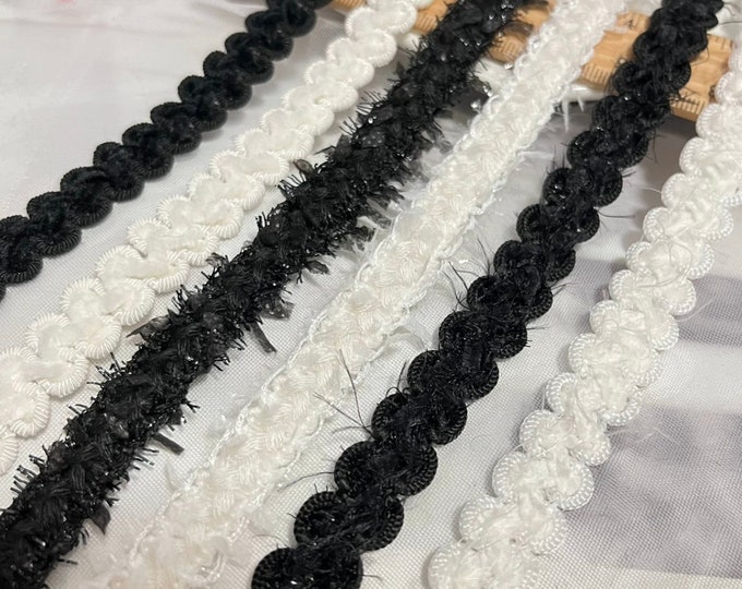 Black & White Lace Trim, Costume Design Embellishment, Sold by 1 Yard