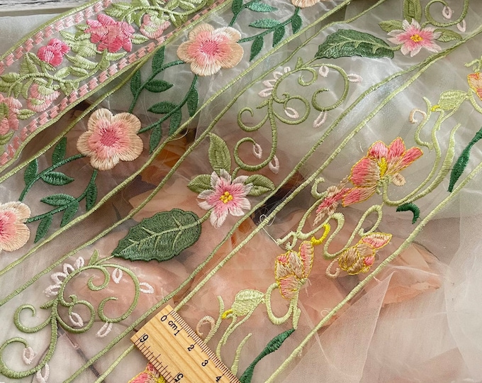Floral Embroidery Lace Trim, Costume Design, Bridal Sewing, 1 Yard