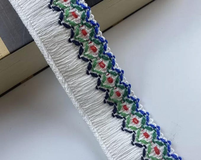 Embroidered Floral Lace Trim, Costume Design, Sewing Embellishment (1 Yard)