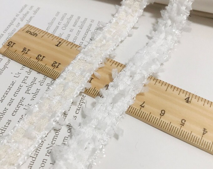 Decor Lace Trim, Costume Embellishment, Sold by 1 Yard