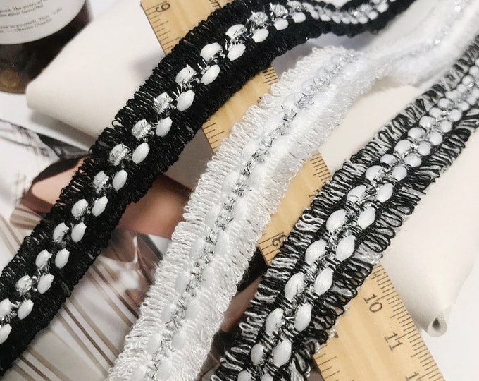 Decorative Lace Trim, Costume Design, Sewing Embellishment - Sold by 1 Yard