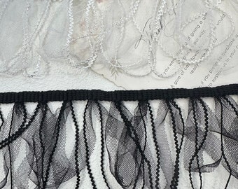 Decorative Lace Trim, Sewing Embellishment, Costume Design (1 Yard)