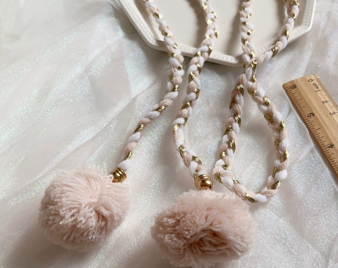 Belt trim, decoration trim