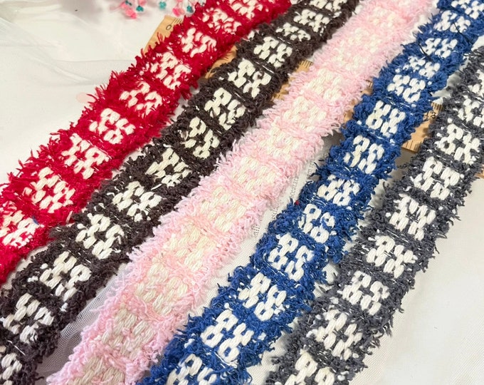 Decorative Lace Trim, Costume Design, Sewing Embellishment, Sold by 1 Yard