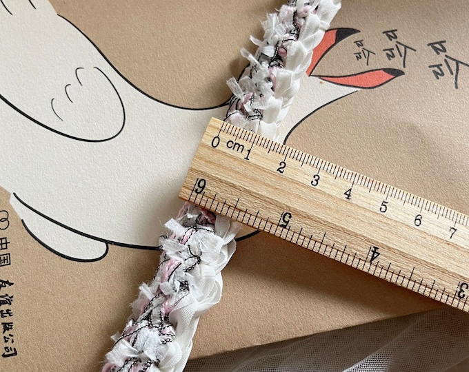 White Lace Trim, Costume Design Embellishment, Sewing, Bridal Headwear, 1 Yard