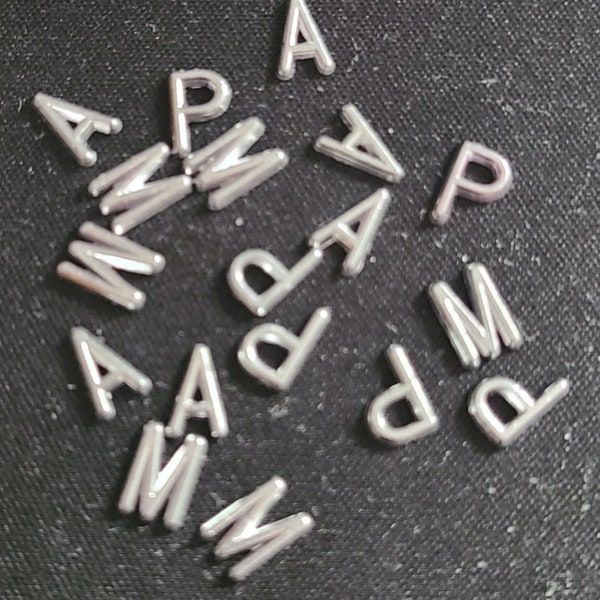 Set of 2 lead letters (1/4") for xray markers Unmounted Flat Face Lead Letters