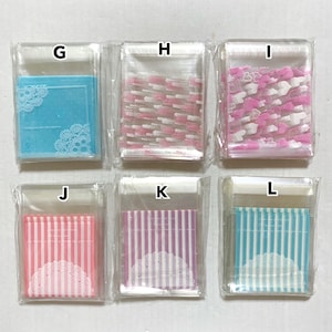 100pcs Cellophane Bags Gift Wrapping Kawaii Gift Bags 7 x 7cm Cookie Bag Resealable Bags Self Adhesive Bag Candy Bag Cute Bags