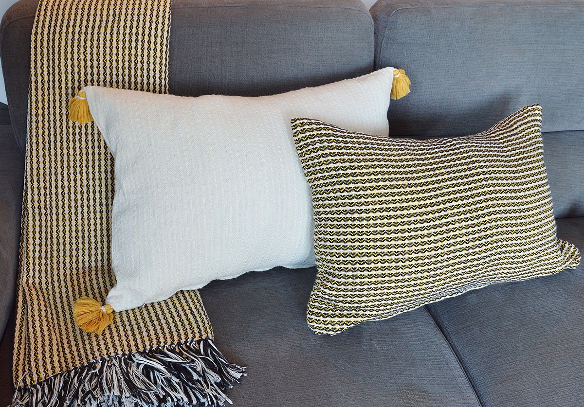 Coussin Jaune Safran Motif Torsade, Rectangulaire 60x40cm, Coton Haute Qualité, 100% Naturel et Tiss