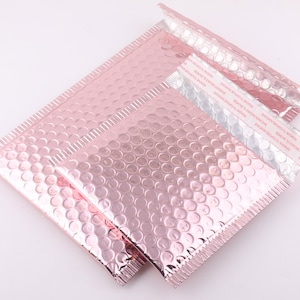 Buste bianche imbottite a bolle d'aria rosa Buste autoadesive in schiuma autoadesiva Buste impermeabili imbottite protettive Imballaggio di spedizione Fornitura di carta postale