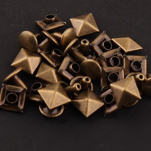 50pcs 8mm *8mm Bronze Double Cap Rivets-square Rapid Rivet, rivet studs,Dome Pyramid Rivets,Metal rivet for purse rivet studs Leather craft