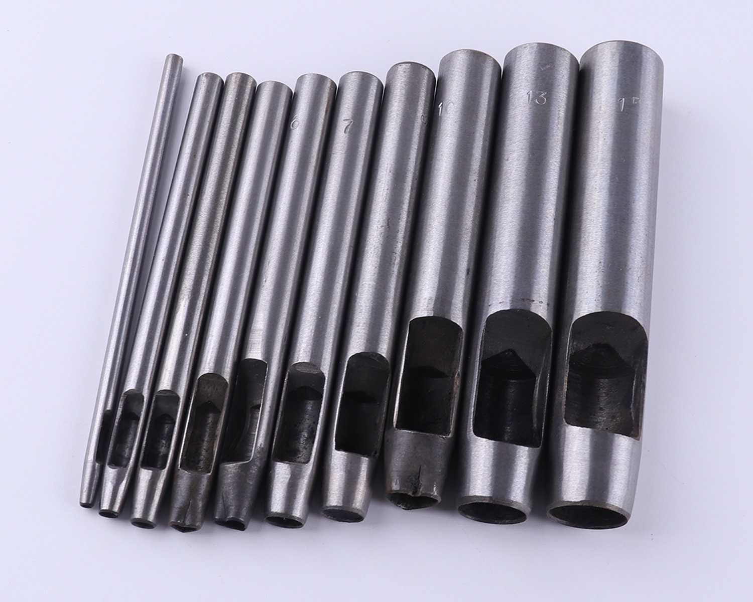 Utensile Taglio Pelle Regolabile 0-10 cm con 5 Lame per Strisce Cinturini in Cuoio per Artigianato e Borse - Adatto per Uso Manuale e Tracolle