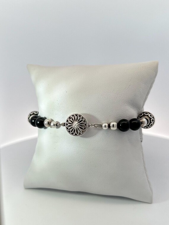 Sterling silver & Onyx beaded handmade bracelet View 2