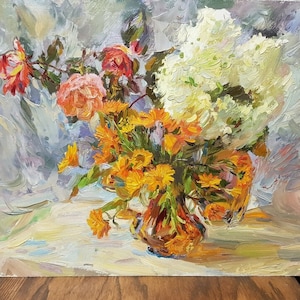 Flowers, Ukrainian Vintage painting by Michail Antonchik. Oil on Cardboard. Original Vintage Ukrainian Art.