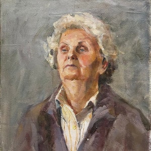 Female Portrait, Ukrainian Vintage painting by Peresvetova. Oil on Canvas. Original Vintage Ukrainian Art.