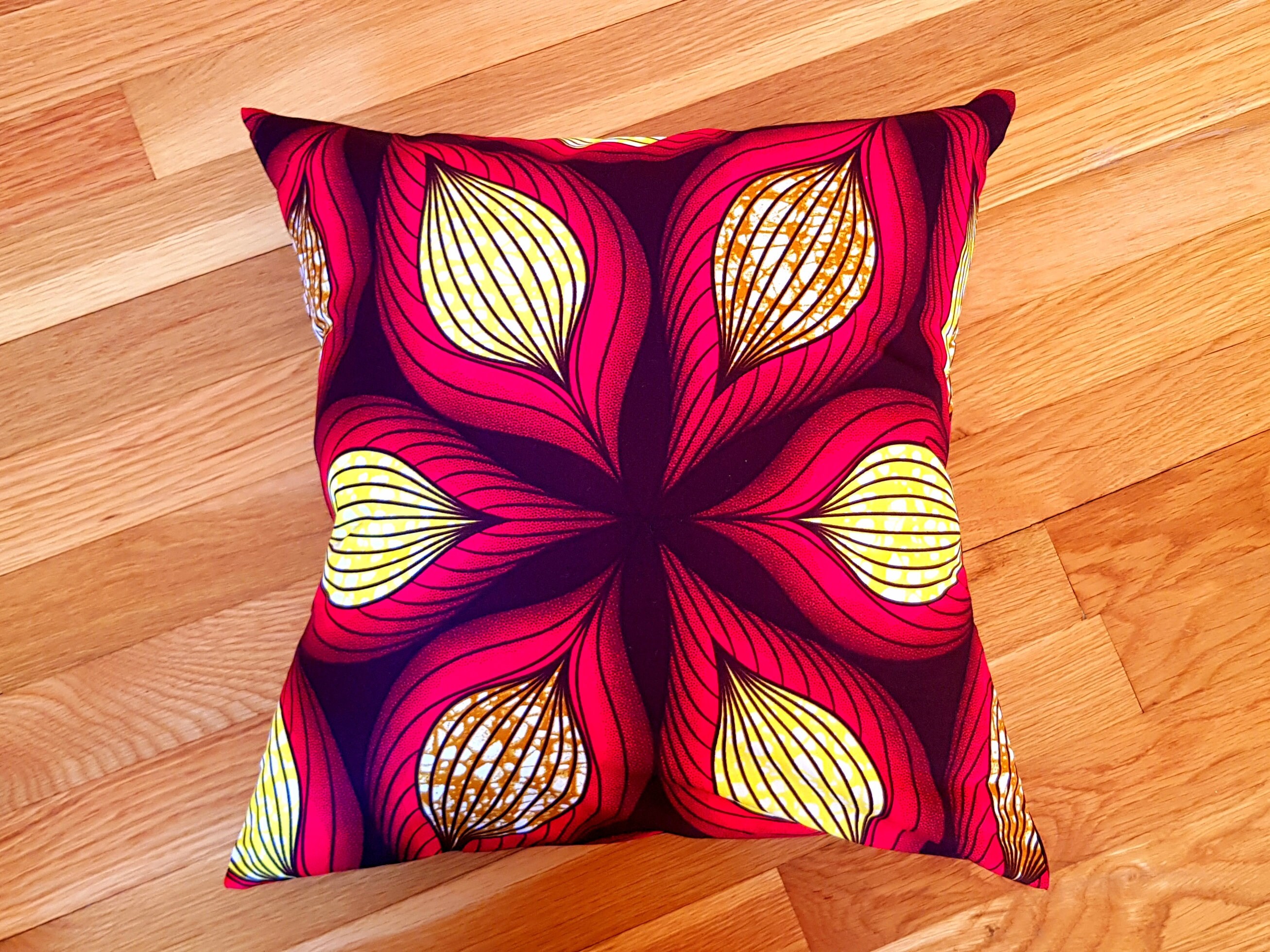 African Wax Print Pillow cover | 16" x 16" Throw Pillow | 100% cotton | Decorative Couch Pillow | Gifts for HER / HIM | Modern Home Decor