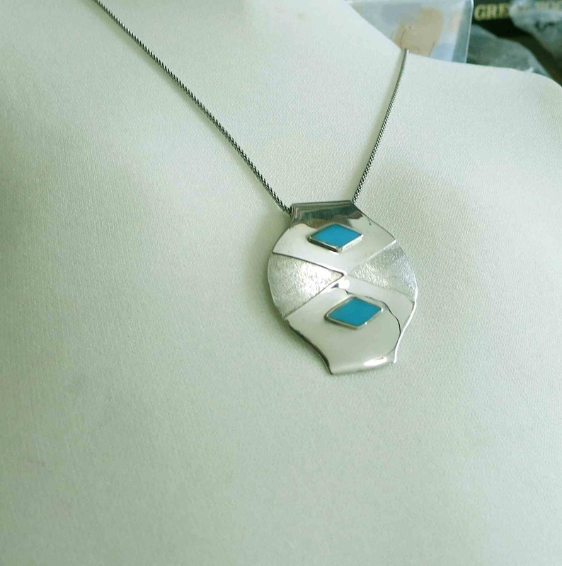 Vintage Deco 24 Textured Modernist Sterling Turquoise Pendant Chain Necklace