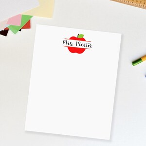 Blocco note personalizzato per insegnanti personalizzato con il nome dell'insegnante in Apple / Regalo di apprezzamento per il ritorno a scuola o per insegnanti / Blocco note regalo per studenti e insegnanti