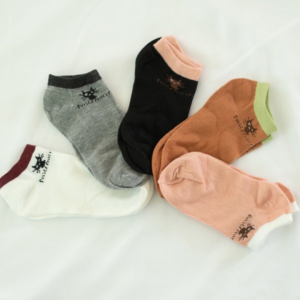 Cute Cat Ankle Casual Thin Knitted Women Fashion Socks