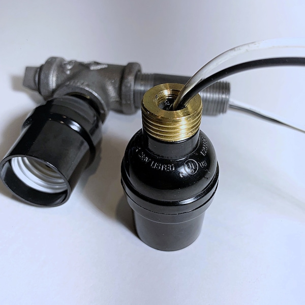 Industrielle Rohrlampenfassung 1/2 "Unterputzmontage 120 - 250 Volt Steampunk-Beleuchtungszubehör-Lampenteile, von Schneller Versand