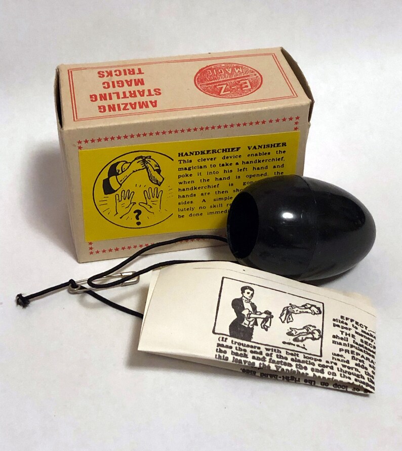 Magic Tricks Devil/'s Handkerchief Uday