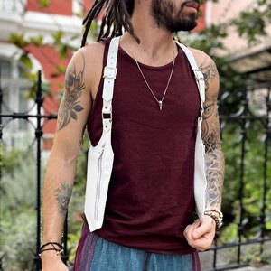 Sac étui en cuir blanc Sac bandoulière en cuir marron Sac festival en cuir Burning man Holster Sac harnais double étui en cuir