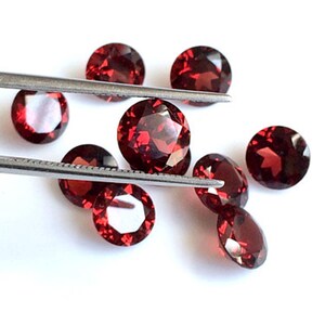 Natural Red Mozambique Garnet Round Faceted Cut Best Quality Calibrated Loose For Jewelry Making Gemstone Size 3,4,5,6,7,8,9,10mm