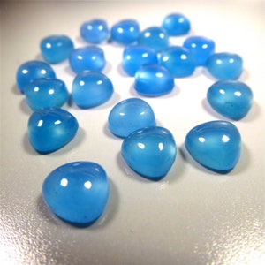Natural Blue Chalcedony Trillion Cabochon 6mm to 20mm Loose Gemstone/Gemstone For Making Jewelry And Rings And Pendant