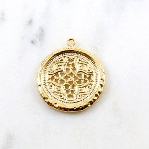 Filagree Cross Charm 20mm - Gold Plated Gold Charm Pendant, Dainty Cross Charm, Vintage Coin Jewelry, Large Disc, Gold Crucifix Medallion