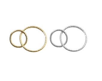 Sparkle Interlocking Rings Connector Links Charm 15mm and 10mm in Gold Filled or Sterling Silver, Sparkling Rings Permanent Jewelry Charm
