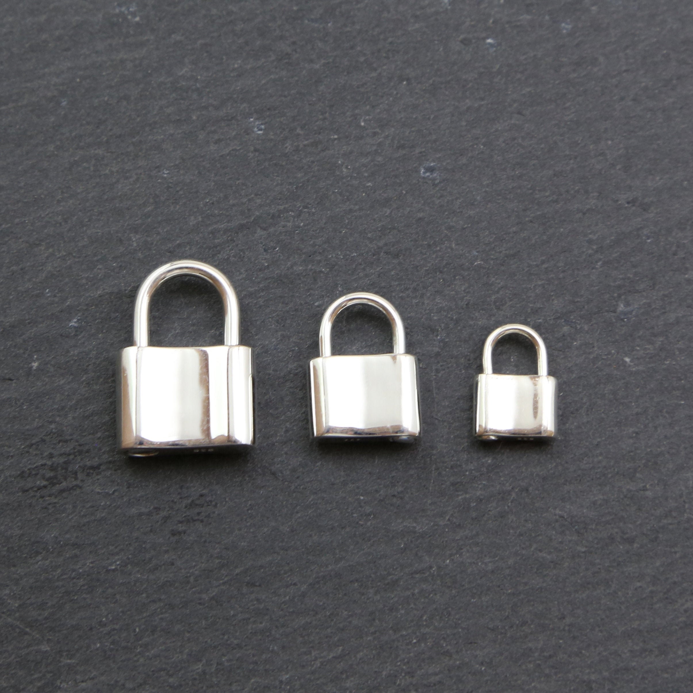 Sterling Silver 925 Padlock Pendant Charm For Charms Bracelet Or Necklace A27P 